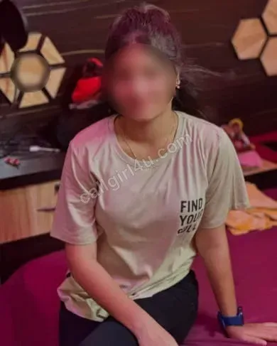 Zeenat - VIP Companion