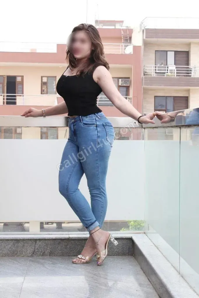 Gauri - VIP Companion